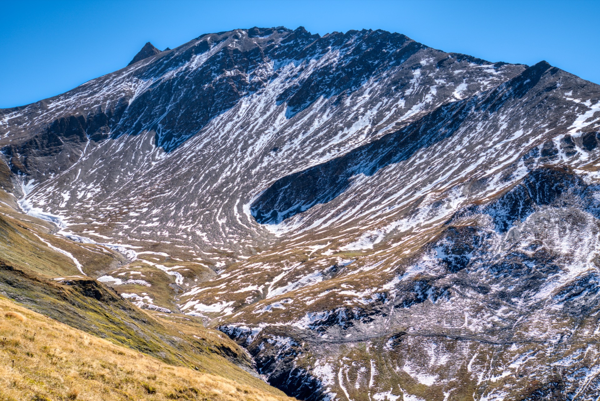 Aiguille des Angroniettes