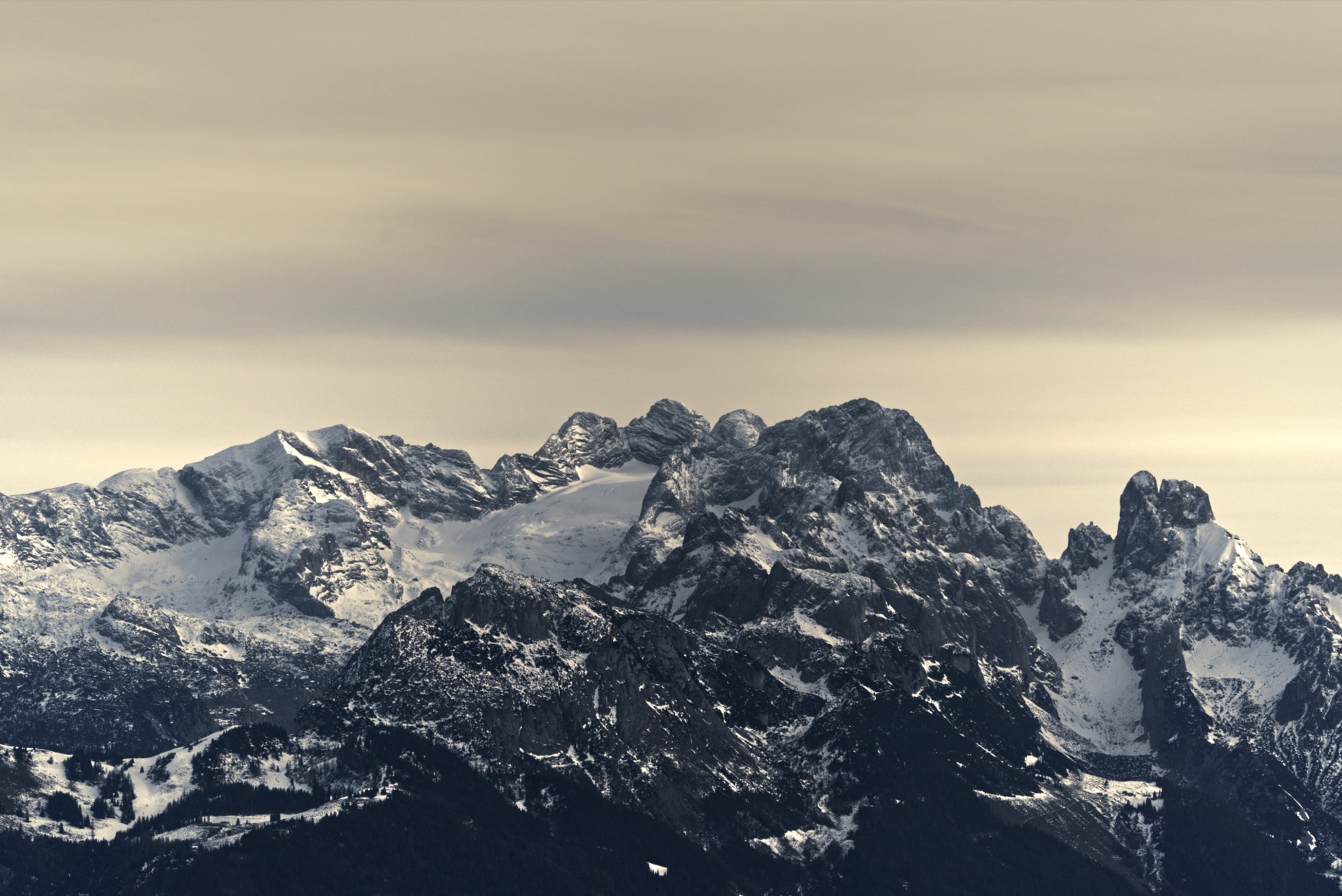 Dachstein vom Schwarzen Berg