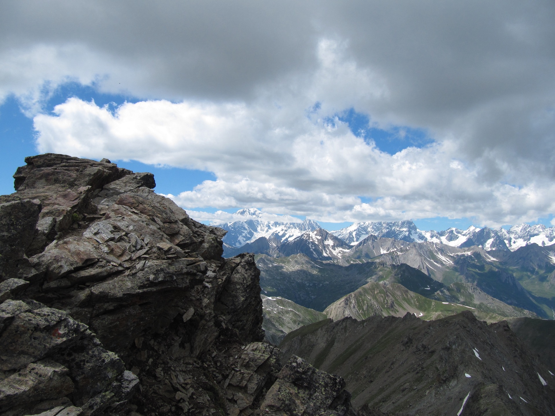 Gipfelaufbau Mont-Fallére Blickrichtung Mont-Blanc